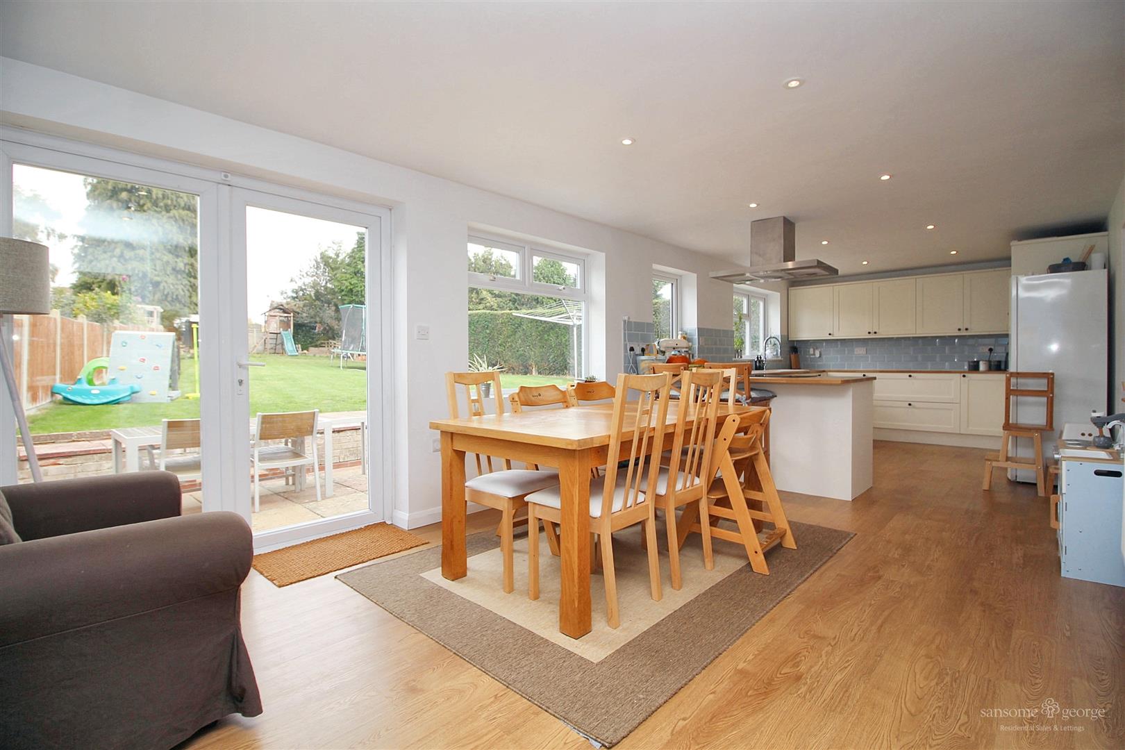 Ashampstead Road, Southcote, Reading